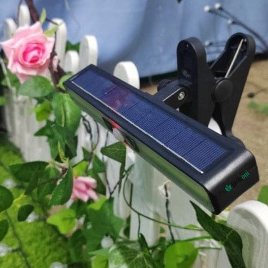 Potente lámpara solar con sensor de movimiento